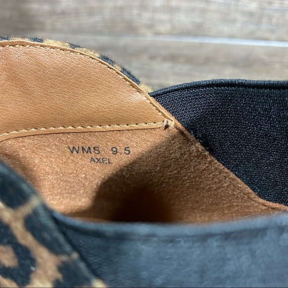 Report Axel Ankle Bootie - Picture 13 of 13